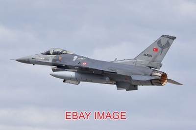 FOTO FLUGZEUG GENERAL DYNAMICS F-16C BLOCK 50 94-0092 C/N HC-56 GEBAUT VON TURK