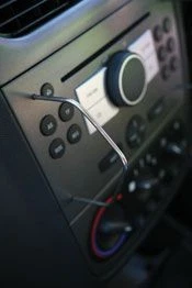 LASER 4105 32-Piece Radio Release Tool Set For Car Stereo and Sat Nav Systems - Image 4 of 4