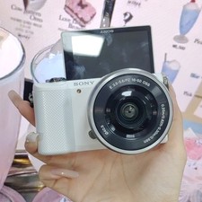 Sony Alpha A5000 Spiegellose Digitalkamera mit 16-50mm Objektiv weiß 95% neu