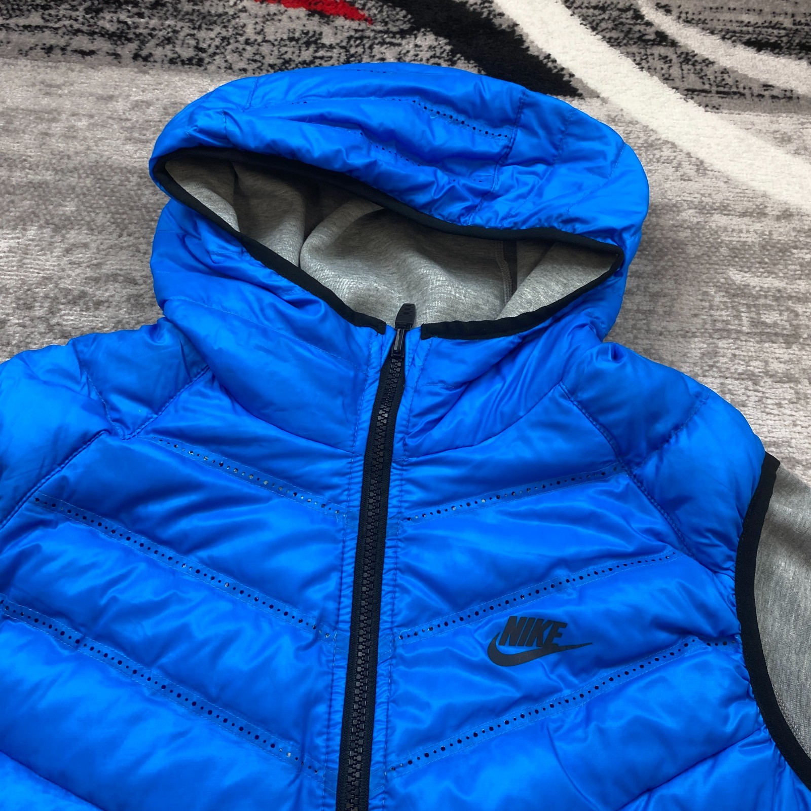 Nike Tech Aeroloft 800 Windrunner Reversible Down… - image 4