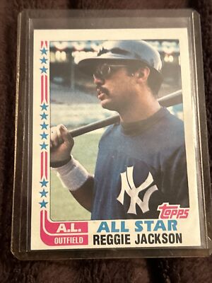 1982 Topps #551 - Reggie Jackson - New York Yankees - NM Free Shipping