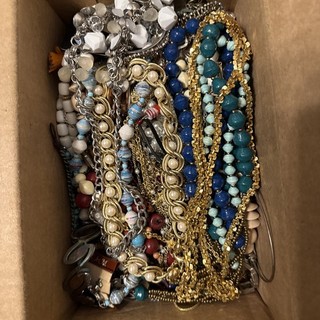 Fabulous Large New/ Vintage Jewelry Lot! All Wearable! 4.4lbs! Some Signed!