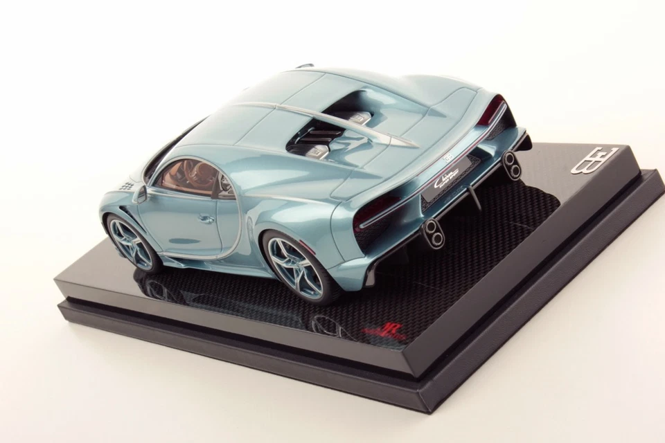 MR Collection Bugatti Super Sport - Atlantic Blue 1/18. BUG012E - Immagine 4 di 4