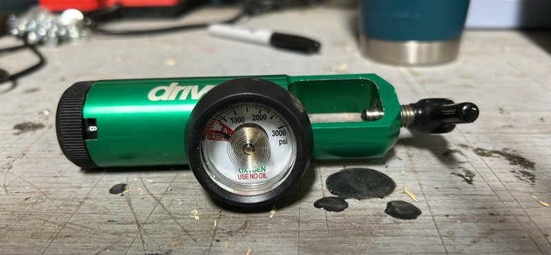 Drive Oxygen Regulator 18301G Brassed Sleeved 0-8 LPM 3000 PSI