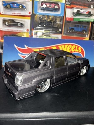 Jada Dub City 2004 Cadillac Escalade EXT gray scale 1/24 loose | eBay