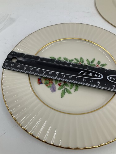 Lenox Set 3 Holiday Sculpted Salad Plates 8.5" - Rare Temple Gold Trim NEW - Picture 9 of 11