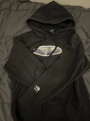 Sweat à capuche Supreme X North Face Lenticular Mountains