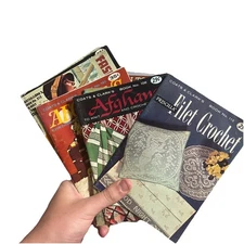 Lot of 11Vintage Coats & Clark's Pattern Books Floral Ruffled Doilies Pineapples