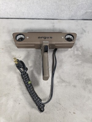 Vintage Argus Dual Bulb Light Bar Made in USA Works