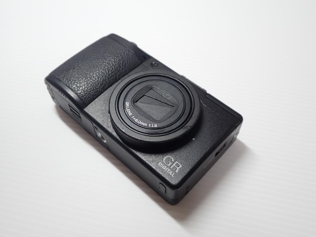 RICOH GR Digital III 10.0MP Compact Camera w/Battery Tested From