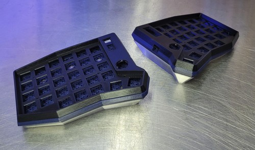 Sofle "Vektor" Split Mechanical Keyboard Case - Picture 6 of 6