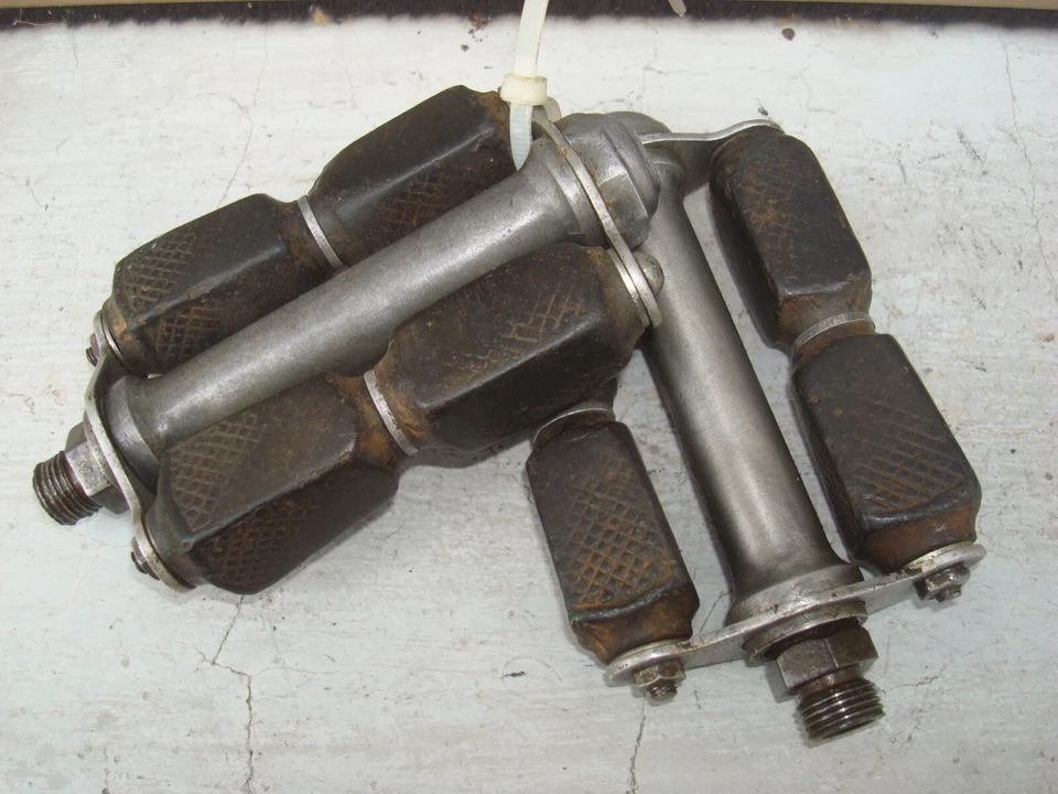 Coppia pedali alluminio biciclette epoca - Immagine 2 di 4