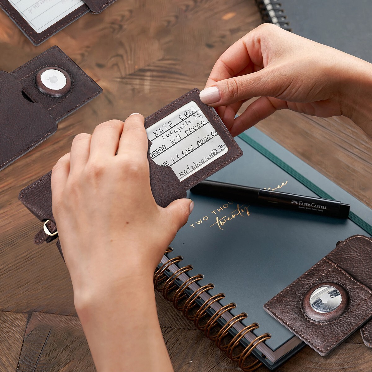 Leather Luggage Tag Holder with Airtag Slot for Travel Baggage Accessories-image