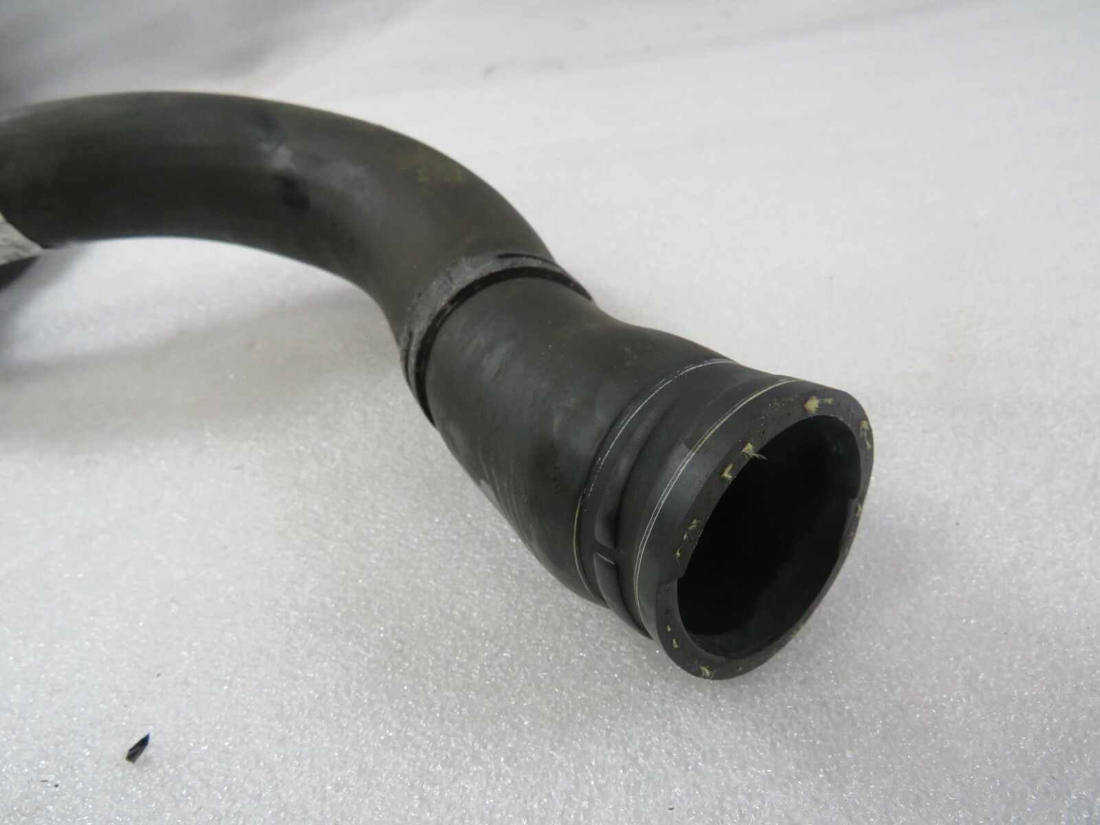 McLaren 570S, Water Hose, Used, P/N 13L0241CP