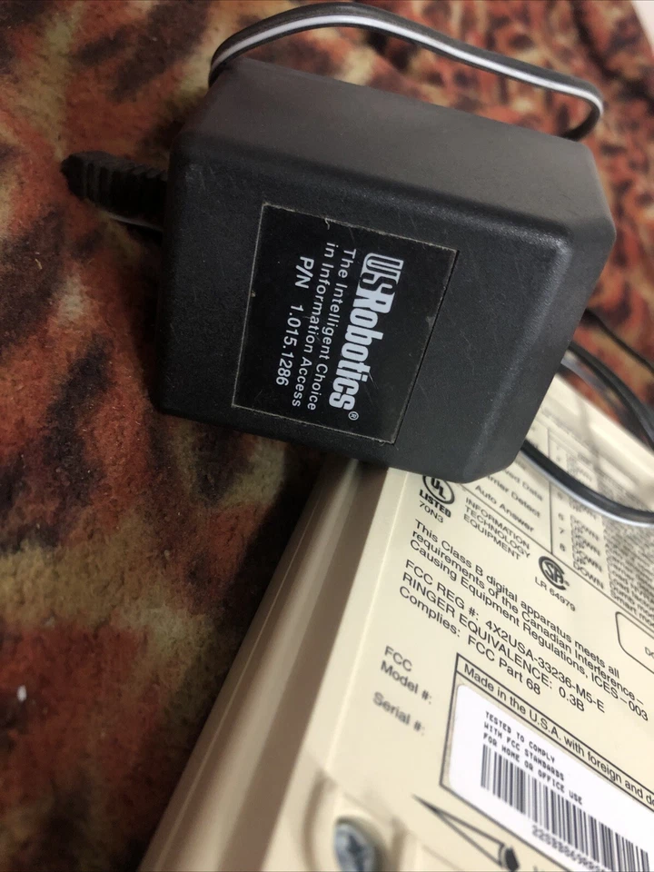 US Robotics Fax modem V.90 56k Standard & X2 Technology Compatible Vtg 1998 3com - Image 4 of 4