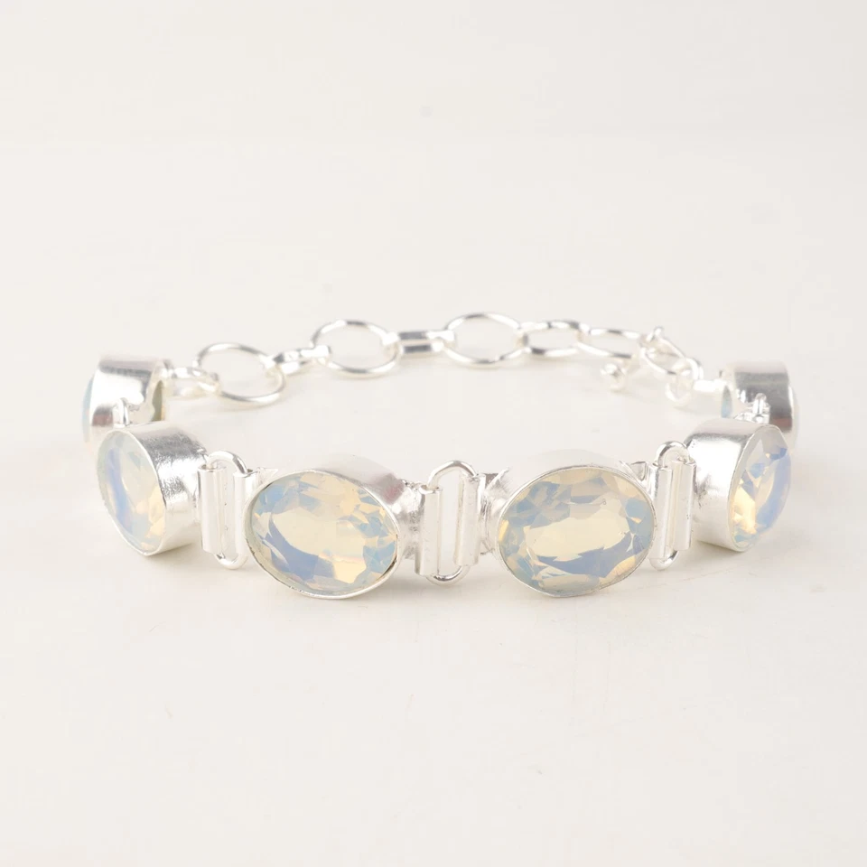 Pulsera hecha a mano con piedras preciosas de ópalo lechoso pulsera mineral de plata de ley 925 Foto 3 de 4