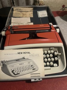 Royal Safari Typewriter | eBay