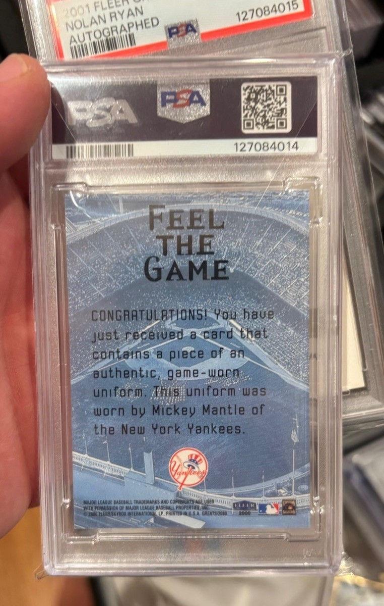 MICKEY MANTLE 2000 FLEER GREATS OF THE GAME YANKEES CLIPPINGS Psa