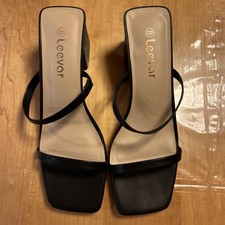 NEW Leevar Square Open Toe Sandal Chunky Low Heel Two Strap Mule Black Sz 8