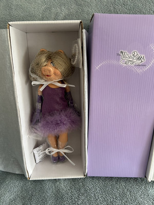 Tonner 2010 Miss Piggy 11  Ltd Ed Convention Collector Doll MIB RARE