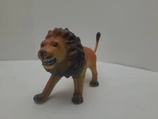 Jaru 41280 Lion Figure PVC Plastic Toy King Of The Jungle 10" Long Vintage Toy