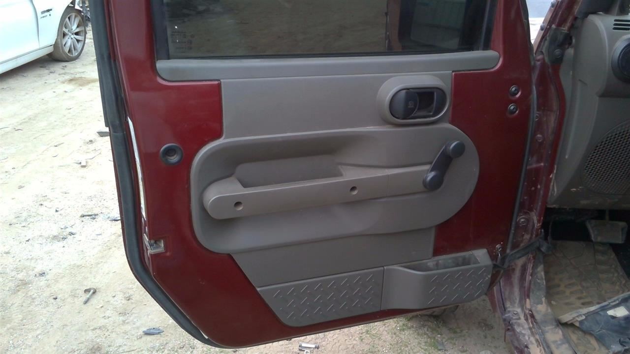 WRANGLER  2009 Front Door Trim Panel 31974982