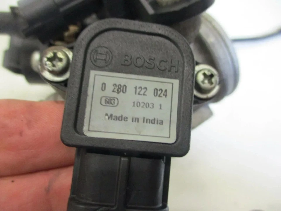 7. KTM RC 125 DUKE IS Bj.11 Drosselklappe Dellorto Einspritzdüse Gaszug sensoren - Bild 3 von 4