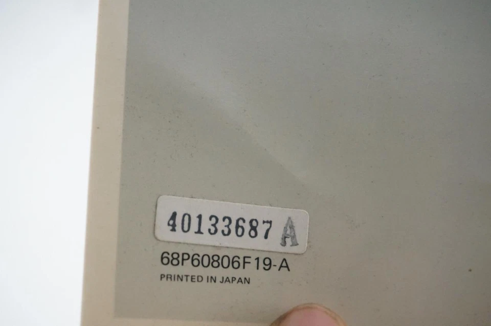 OEM BMW E30 CM5804 Radio Stereo Head Unit Owner Manual 84-86 318i 325e - Image 4 of 4