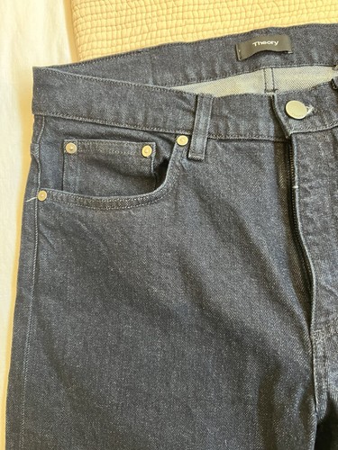 Men’s Theory Jeans Size 31 Never Worn Dark Wash - Picture 2 of 4