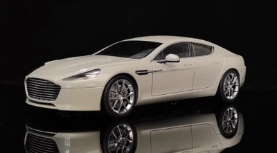 Aston Martin Rapide ラピード　AUTOart 1:18 1/18 AUTOart Aston Martin Rapide (Black) Diecast Car Model