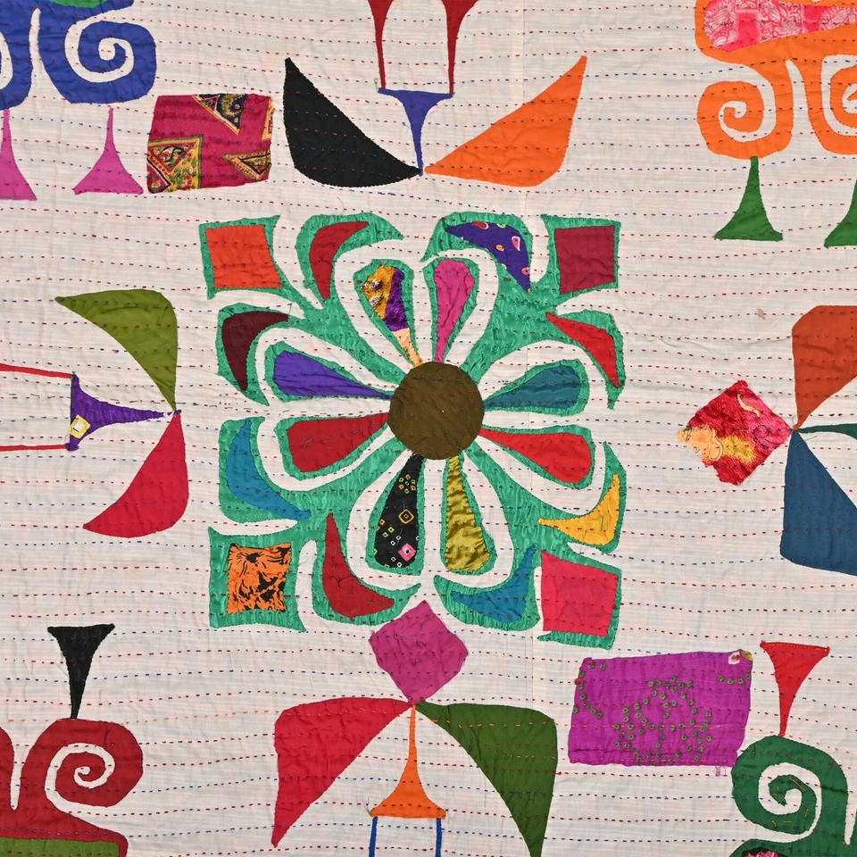 Textil Gujrati vintage, apliques Rabari bordados a mano trabajo textil, tapiz Foto 4 de 4