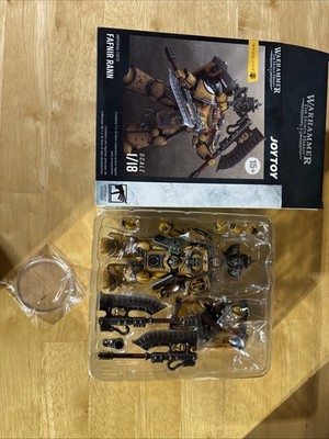 JOYTOY Warhammer 40k Imperial Fists Fafnir Rann 1/18 Action Figure