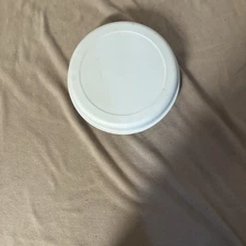 VINTAGE TUPPERWARE ROUND WHITE CHIP AND DIP VEGGIE TRAY WITH LID 93