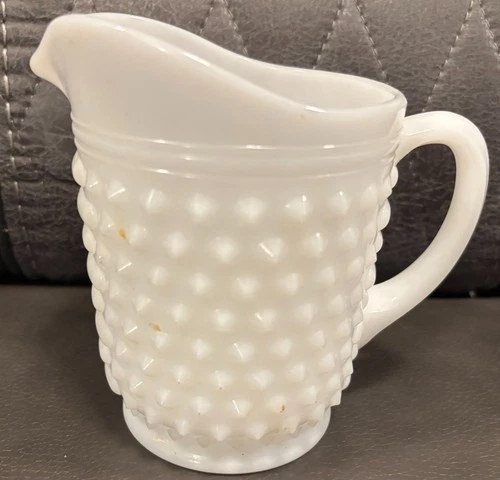VINTAGE ANCHOR HOCKING HOBNAIL MILK GLASS PITCHER