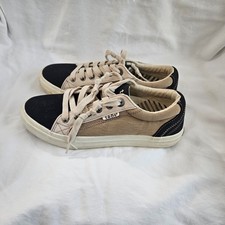 Taos Womens Sz 7.5 Canvas Beige Black Sneaker Lace Up Shoe