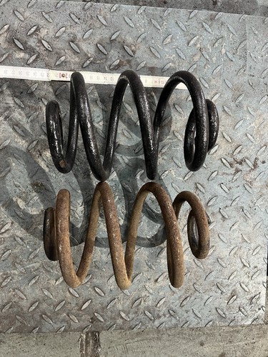 BMW E46 Fahrwerksfedern Hinterachse