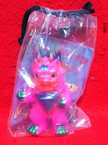 Ultraman Monster Miklass Soft Vinyl Pink/U.S. Toys 807239 - Picture 1 of 3