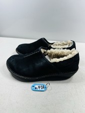 Ugg Australia "Bettey" Black Suede Slip On Mule Clog Women's Sz 7 M