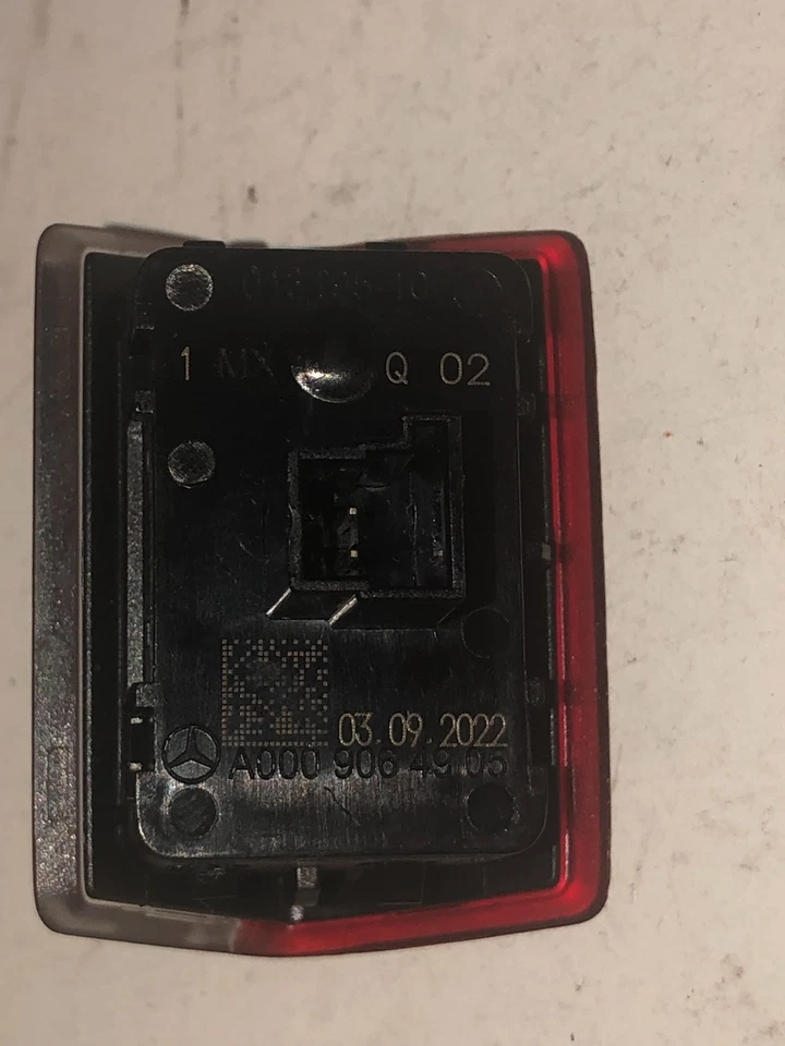 Luz interior tapa maletero mercedes c118 w177 w247 a0009064905 Foto 3 de 3
