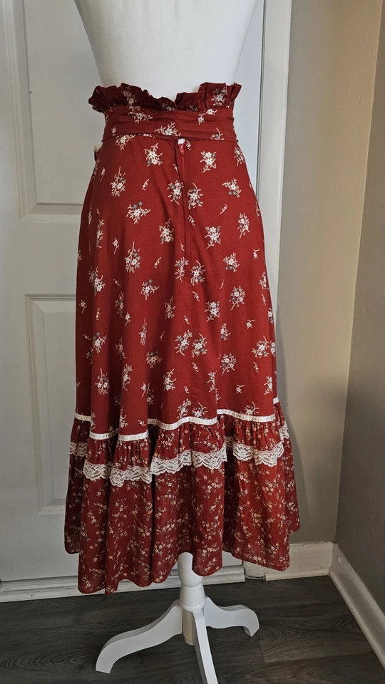 Gunne Sax GUNNIES Vintage Red Floral Calico Prairie Skirt cottagecore Boho Sz 7 - Image 2 of 4