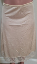 Chantilly Maidenform Off White Slip 64101-27 Size Small Untagged