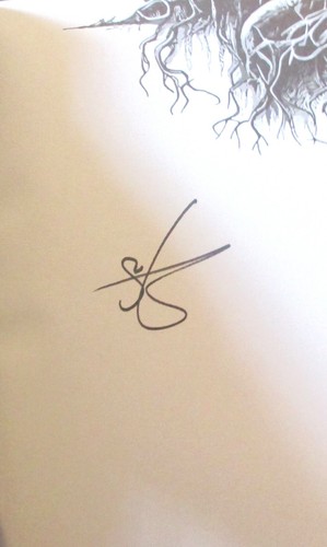 Bury Our Bones in the Midnight Soil V. E. Schwab ✎ SIGNED ✎1st ED Book NEW - Picture 3 of 3