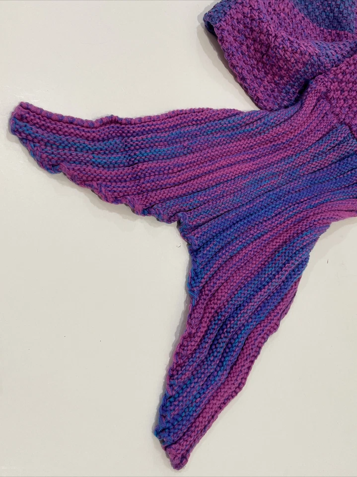 Mermaid Tail Crochet Blanket for Adult Multicolor - Image 4 of 4