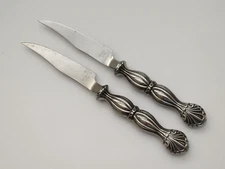 2 Serrated Steak/Dinner Knives Stainless - Japan      (z23)