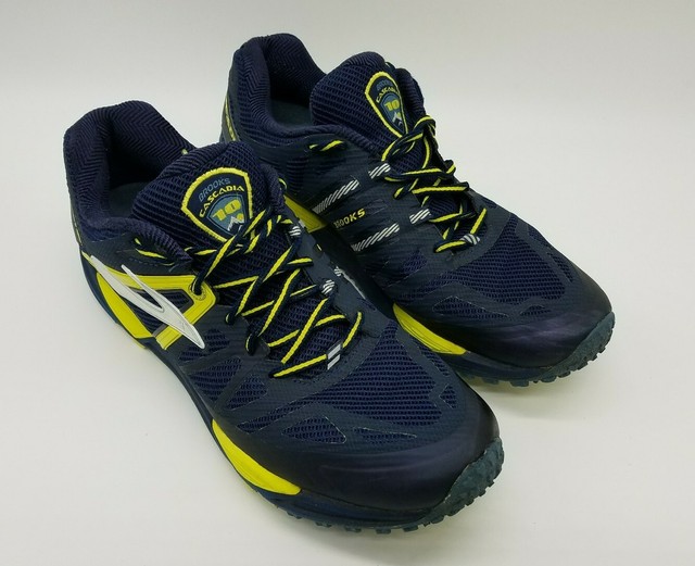 brooks cascadia 10 men's