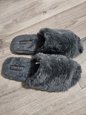 Pj Salvage luxe plush slides for women Sz 9/10 DarkGrey Pre-owned Mint condition