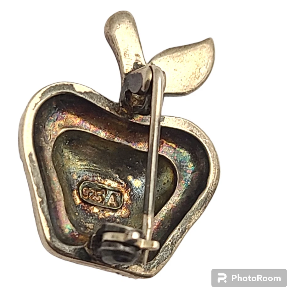 Broche prendedor vintage delicado diseño marcasita esmalte manzana rojo plata de ley Foto 4 de 4