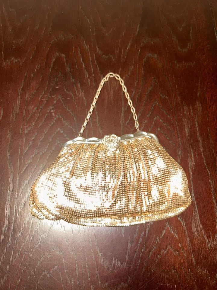 Whiting & Davis Gold Chainmail Mesh Crystal Evening Bag Mid Century Sm Purse Vtg - Image 3 of 4