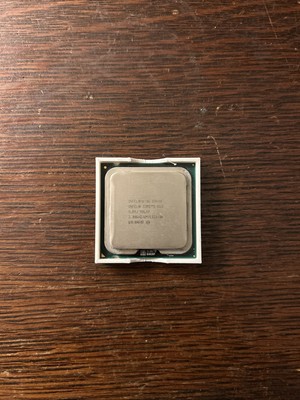 Intel Core 2 Duo E8400 - 3.00 GHz Dual-Core (SLB9J) Processor