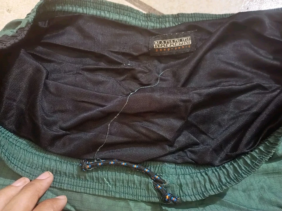 Pantalones Cortos de Natación Napapijri De Colección Forrados Verde Talla L Foto 3 de 4